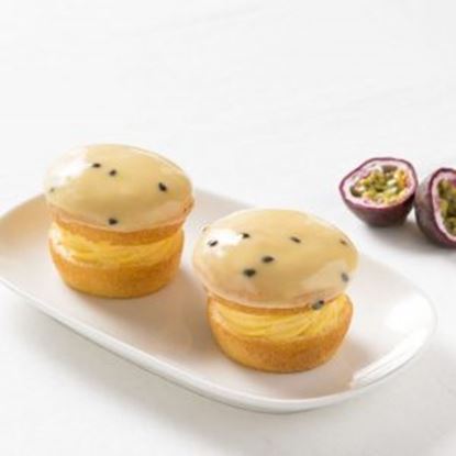 Picture of RB 3.5" Passionfruit Puff Yoyo Cake