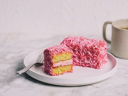 Picture of SBN Lamington - Vegan Berry CrÃ¨me